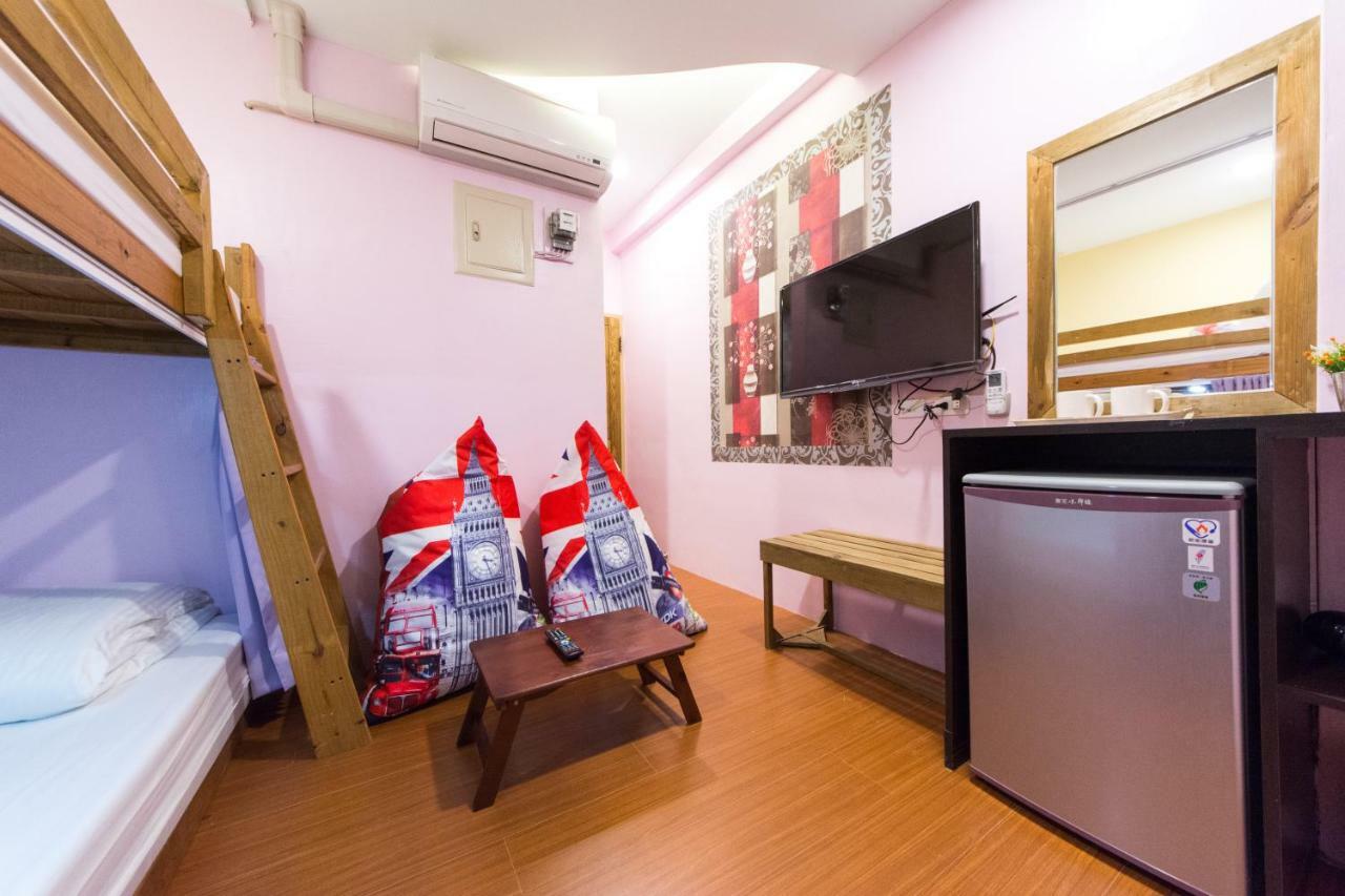 Sunrise Champs Hostel Kota Hualien Bagian luar foto