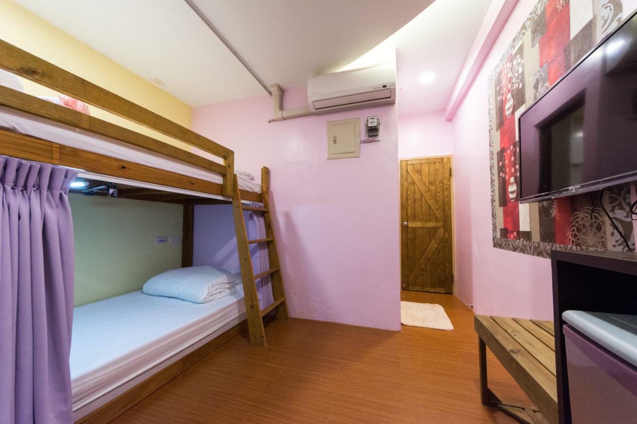 Sunrise Champs Hostel Kota Hualien Bagian luar foto