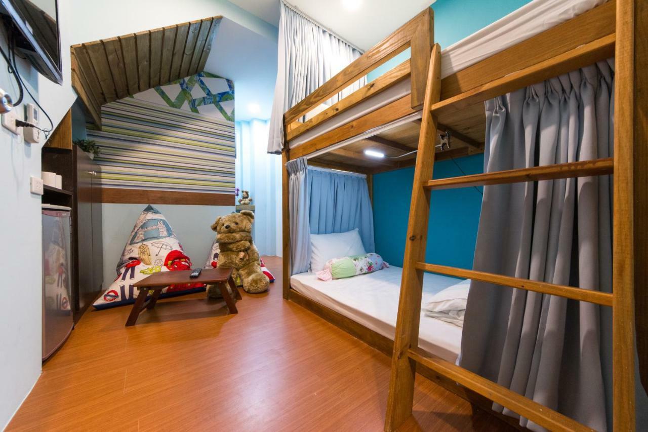 Sunrise Champs Hostel Kota Hualien Bagian luar foto